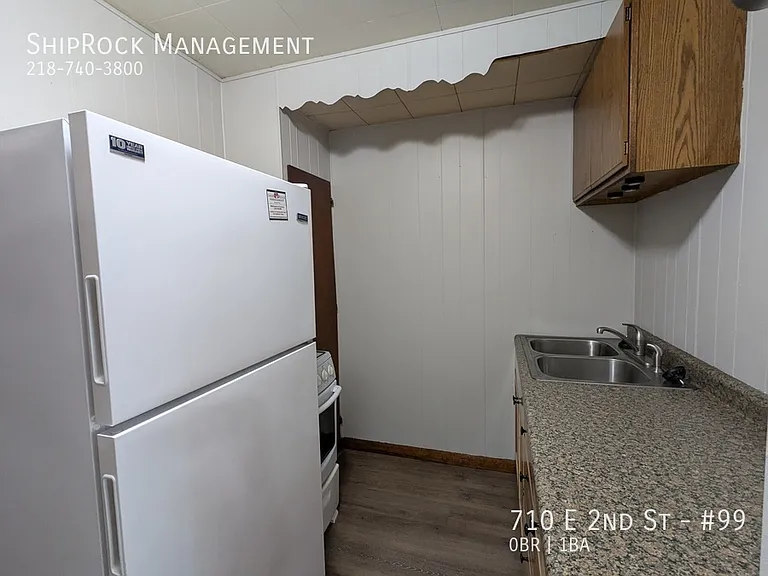 710 E 2nd St #99 — Photo 7