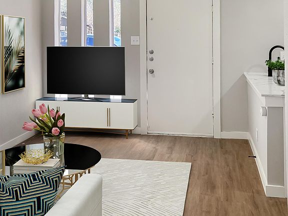 2nd image of 1210 1/2 Lorrain St #106