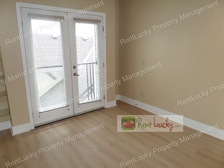 4031 Aurora Ave N #301 — Photo 20