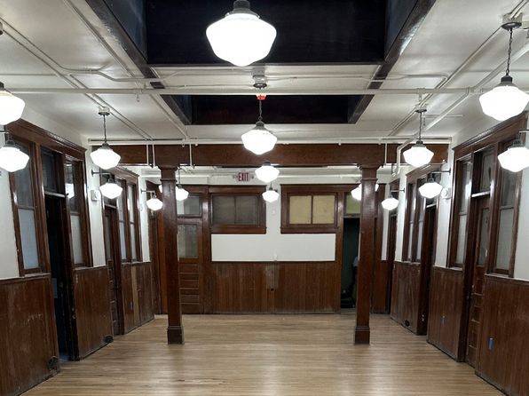 311 W Main St #15009327