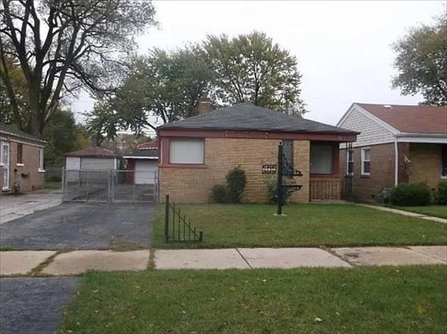 12613 S Ada St photo 1