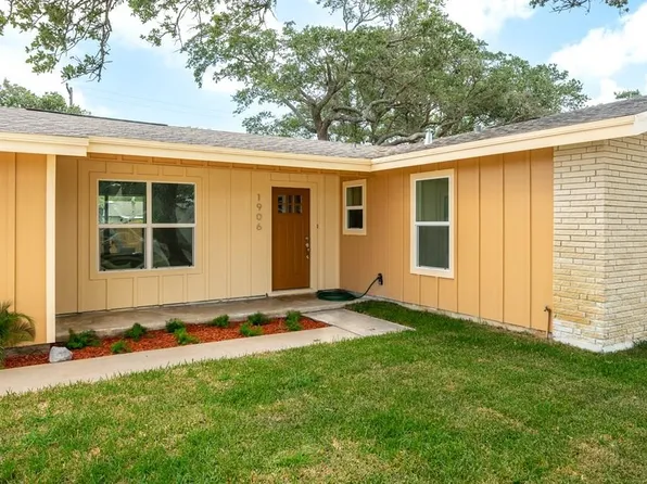 1906 Cochran Ln, Rockport, TX 78382