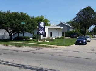 5268 N 76th St, Milwaukee, WI 53218