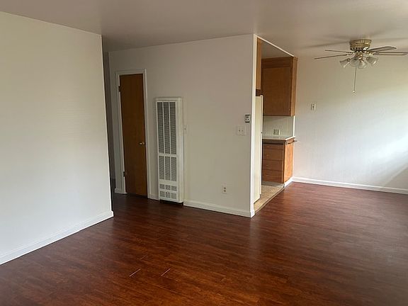 3rd image of 1740 Richmond St APT 3