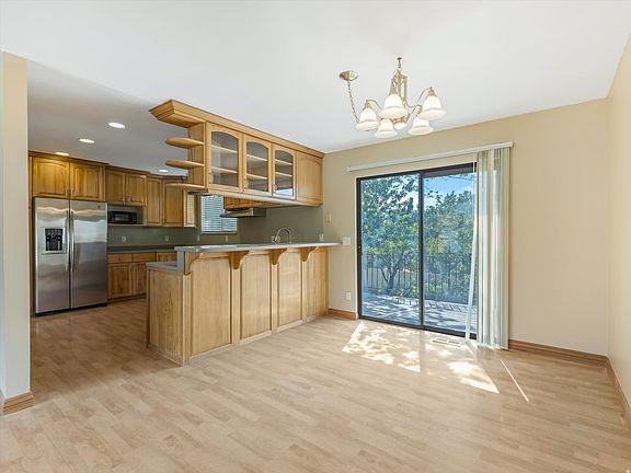 5th image of 9326 S Alvey Ln