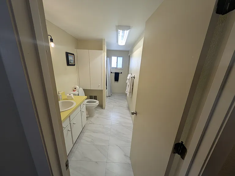 729 Myrtle Ave — Photo 15