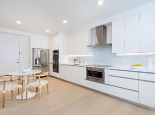 115 River Rd #2, Edgewater, NJ 07020