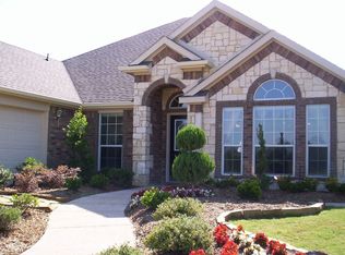 1760 Ridgemar Dr, Grand Prairie, TX 75051