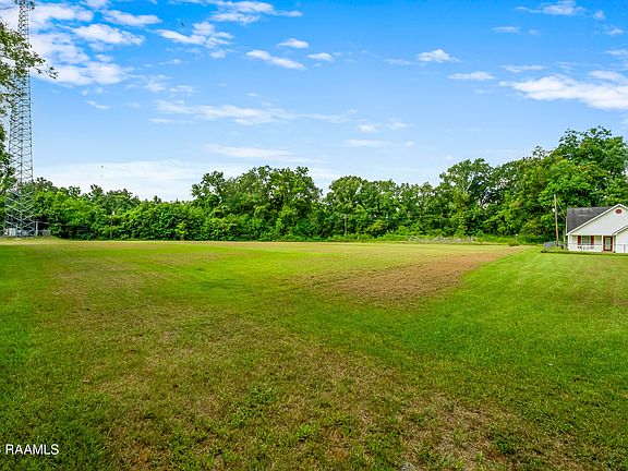 2nd image of 273 Muscadine Rd