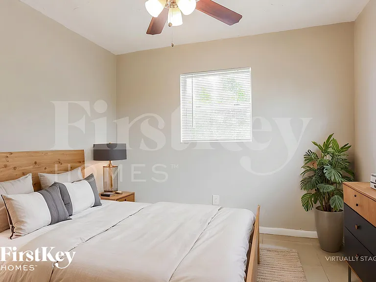 1411 NW 3rd St — Photo 10