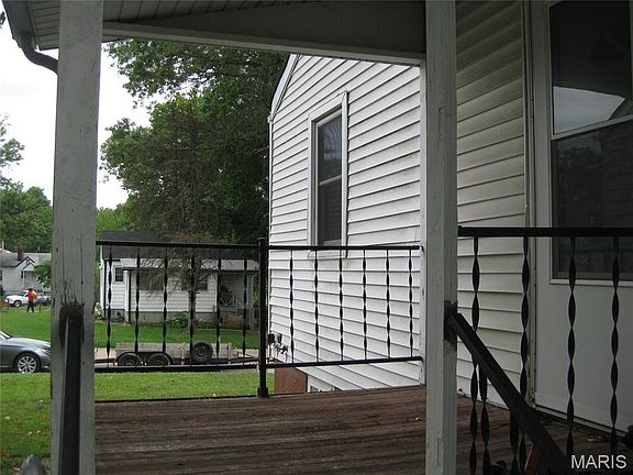 5th image of 5621 Curry Ave