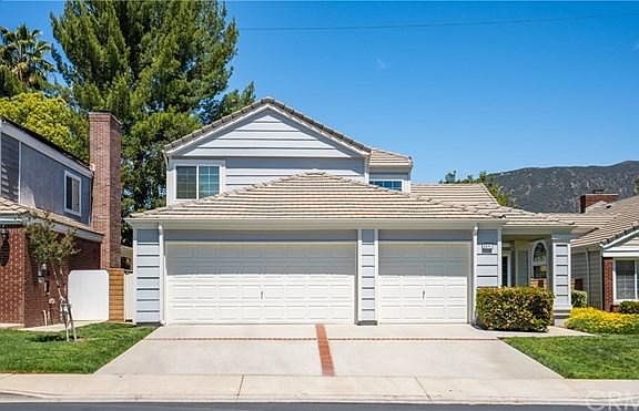 2nd image of 6041 Prairie Falcon Dr