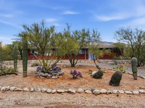 2235 E Camino El Ganado, Tucson, AZ 85718