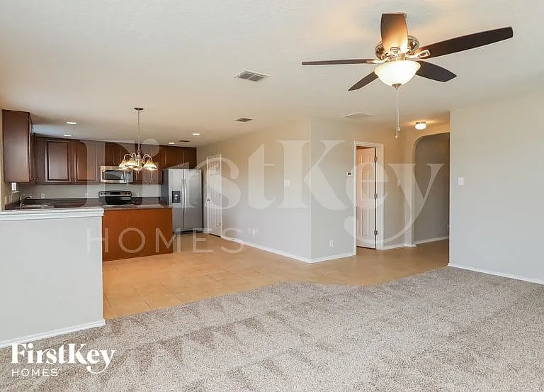 9803 Wolff Run — Photo 3