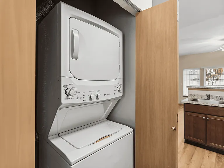 Studio Apartment - 544 Sq Ft Studio Apartment - 544 Sq Ft
