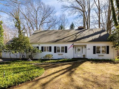 646 Oakridge Dr, Rochester, NY, 14617