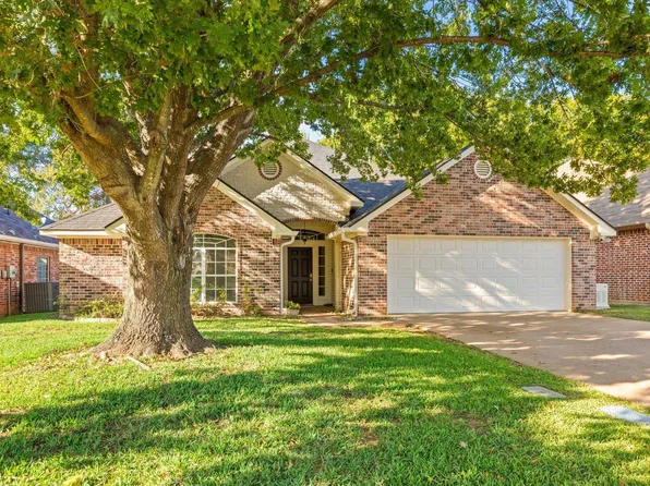 3515 Longmorn Ln, Longview, TX 75604