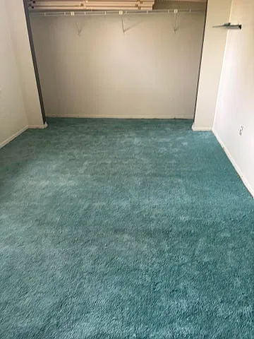 3 bed, 1728 sqft, $2,550 — Photo 2
