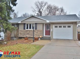 7240 Aylesworth Ave, Lincoln, NE 68505
