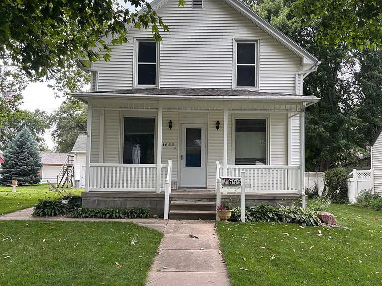 1655 N Main St — Photo 1