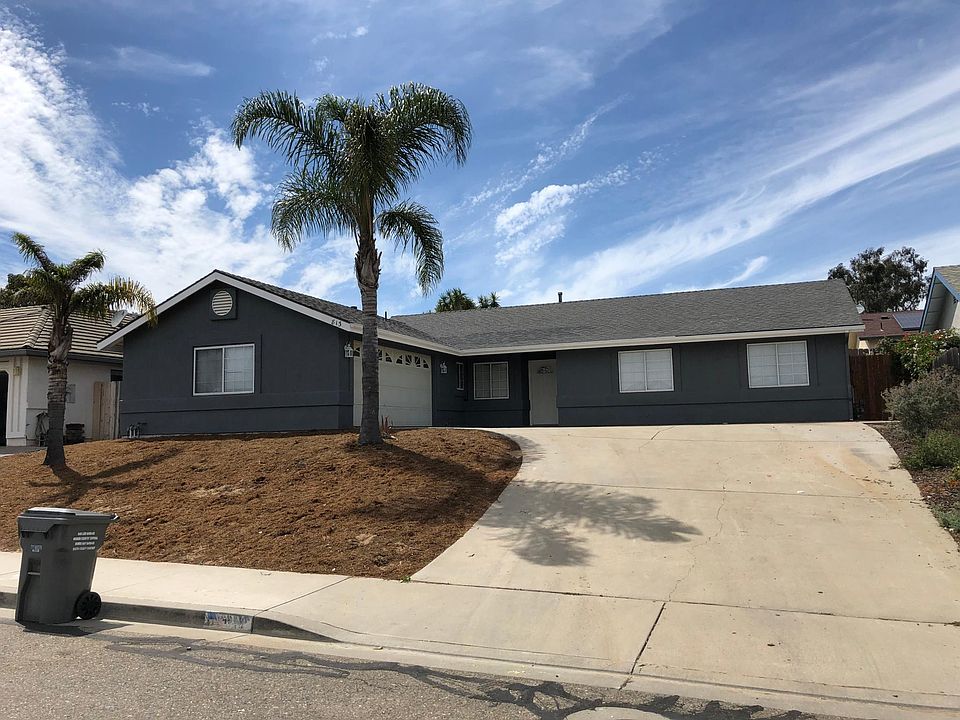 1st image of 813 Rosana Pl
