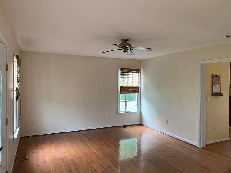 535 Fairview Pl — Photo 7