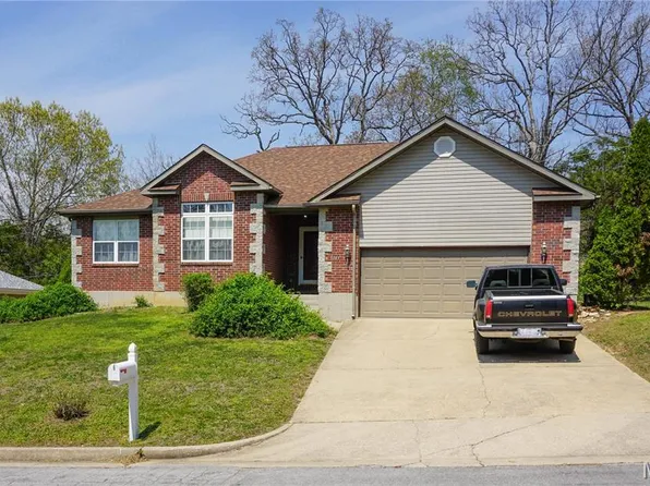 1213 Devonshire Ln, Rolla, MO 65401