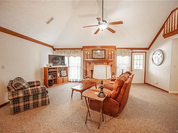 5th image of 1929 Still Oaks Dr