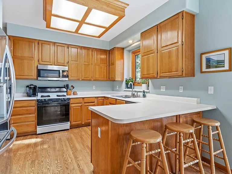 3761 Bromley Dr — Photo 11