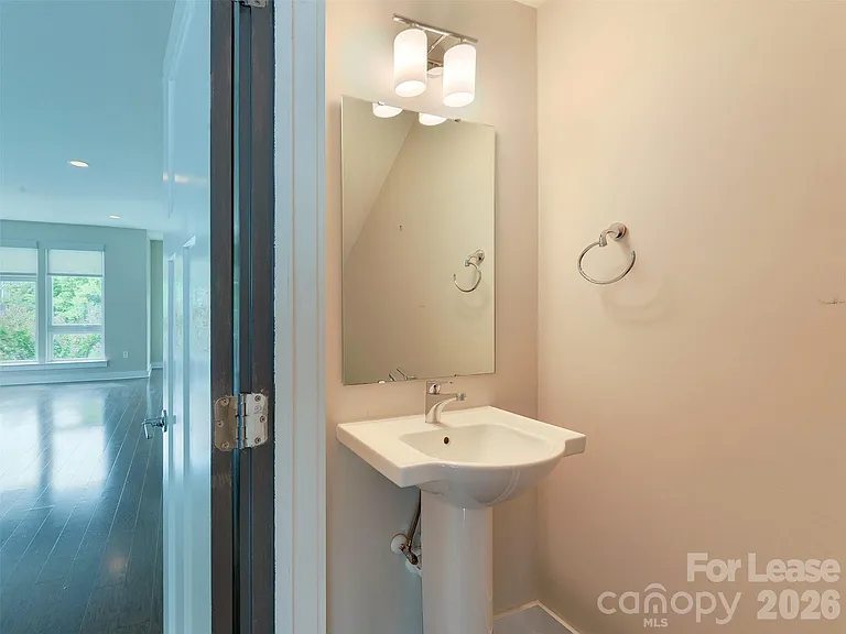 3115 Robeline Ln — Photo 24