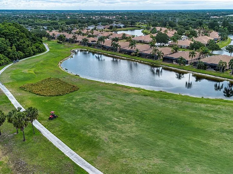267 Heritage Isles Way — Photo 38