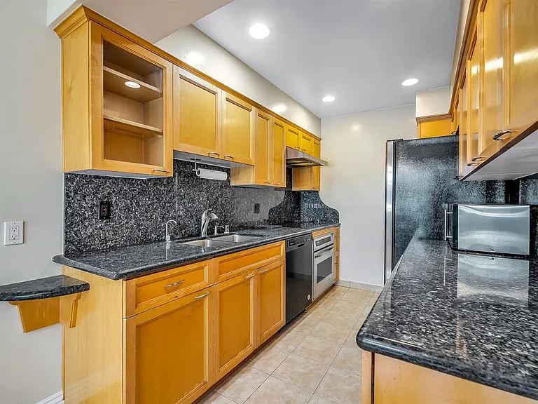 4647 Willis Ave #222 — Photo 4