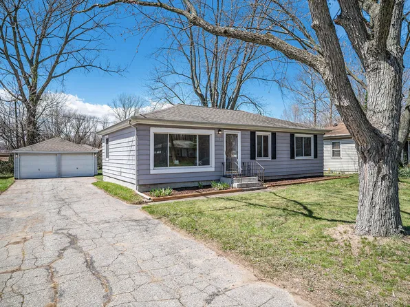 2804 Eleanor St, Portage, IN 46368