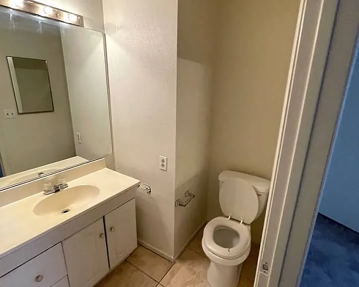 4300 N Lamont St #232 — Photo 11