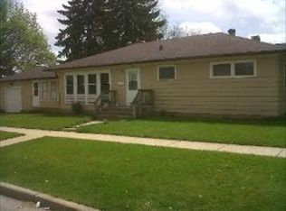 1021 Van St, Elgin, IL 60123