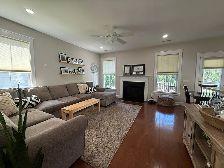 120 Clouter Creek Dr — Photo 23