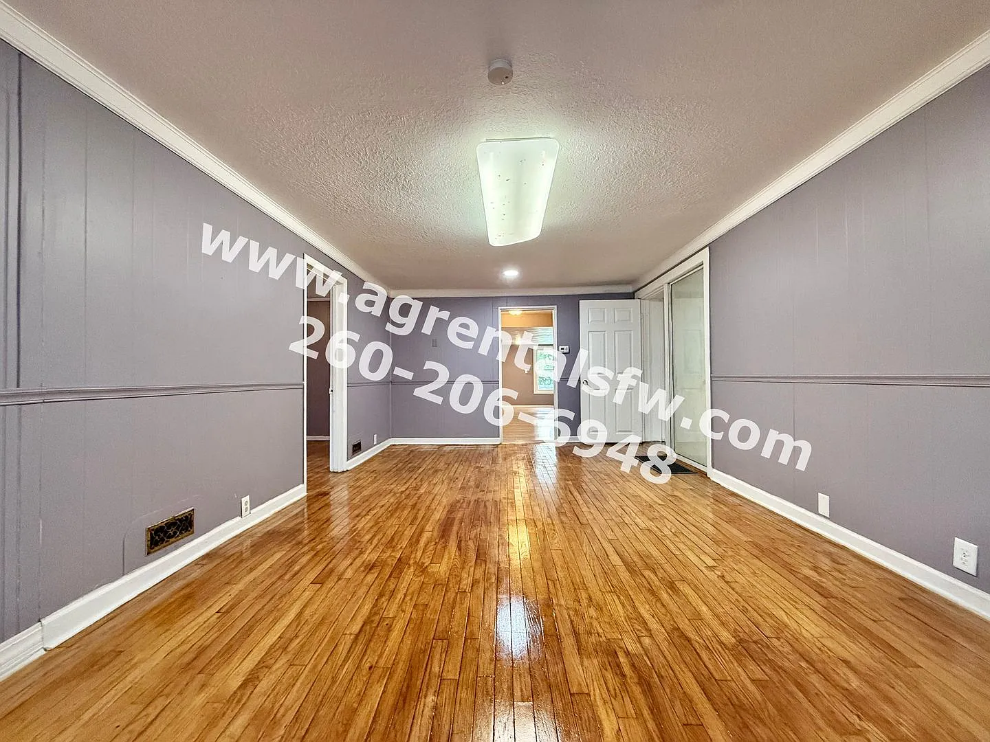 4 Bedroom House — Photo 2