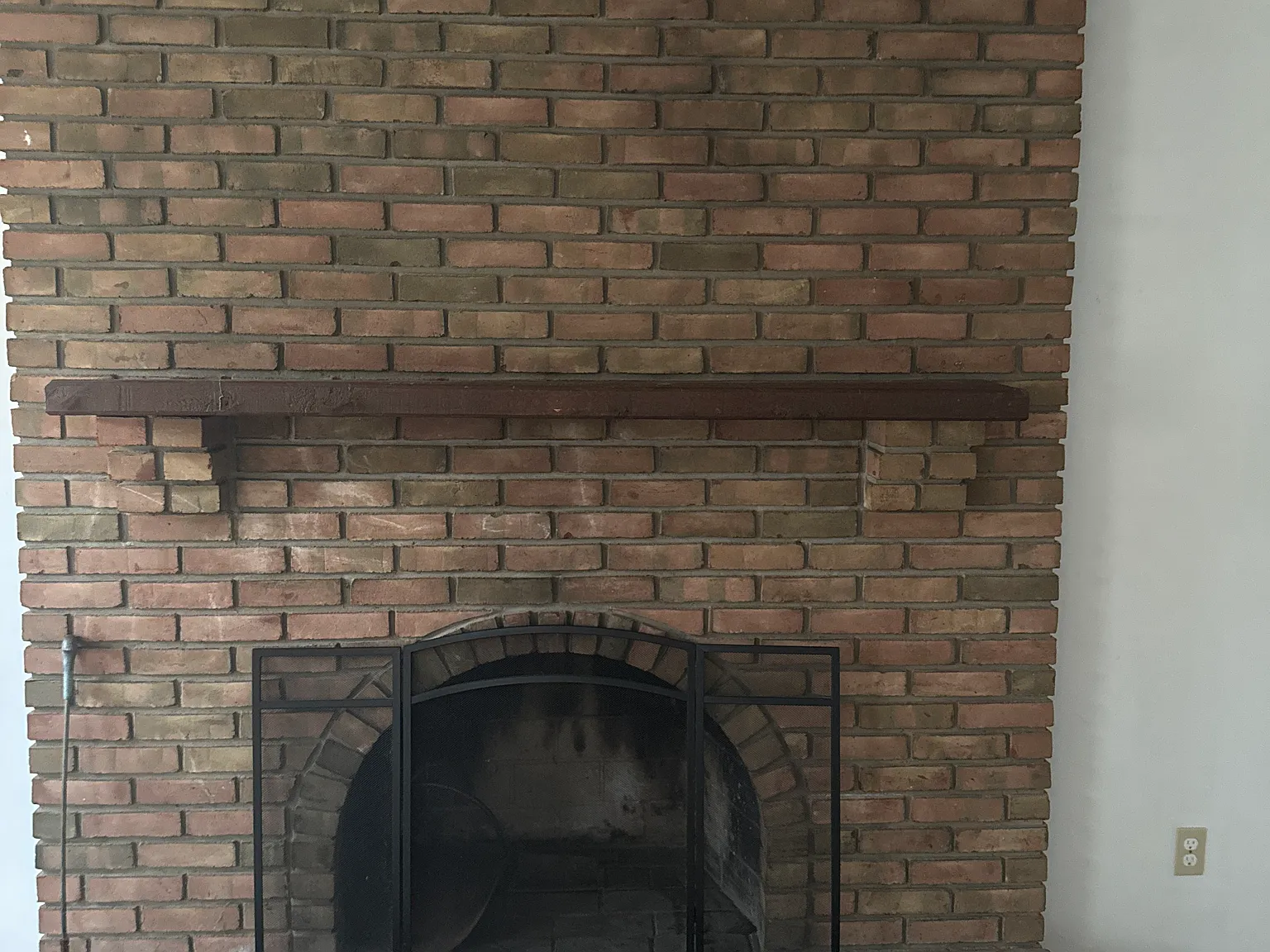 3 bed, 1.5 bath, $1,550 — Photo 3