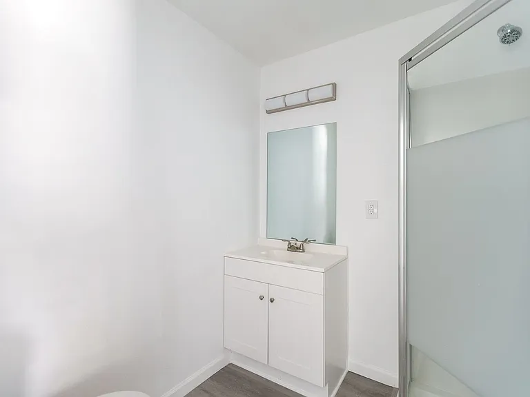 3537 Clarington Ave — Photo 20