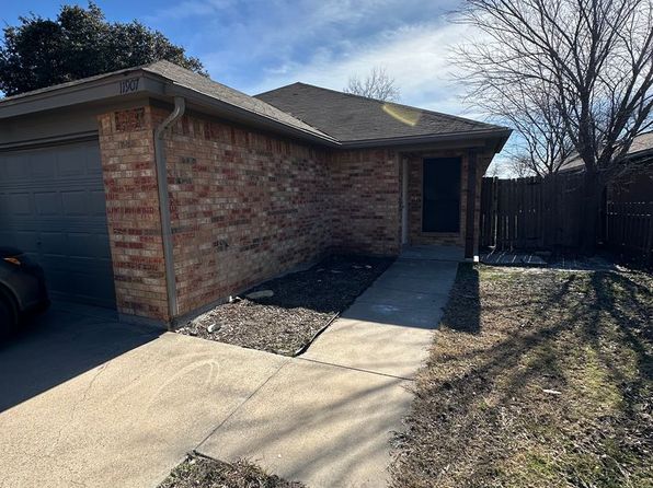 11905-11907 Averett Ct