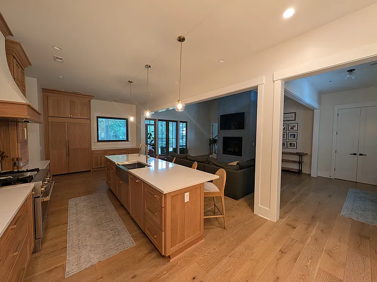 41 Stock Farm Rd — Photo 7