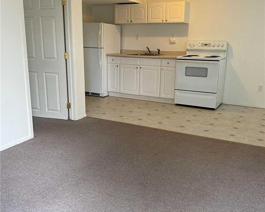 1st image of 109 Franklin Ave