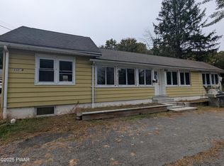 112B River Rd, Millrift, PA 18340