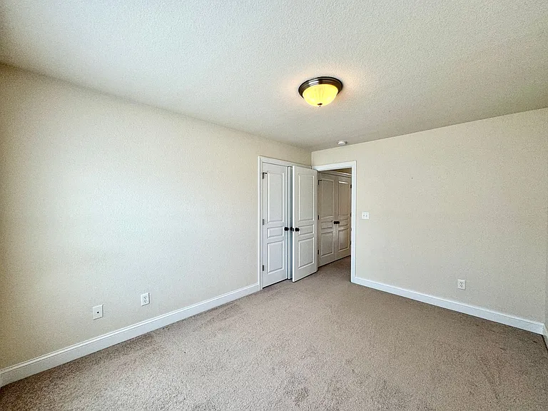 1532 Drumheller Dr — Photo 43