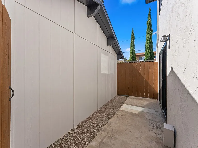 4768 Arizona St #2 — Photo 10