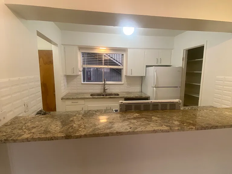 2208 Enfield Rd #105 — Photo 3