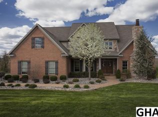 84 Foxfire Ln, Lewisberry, PA 17339