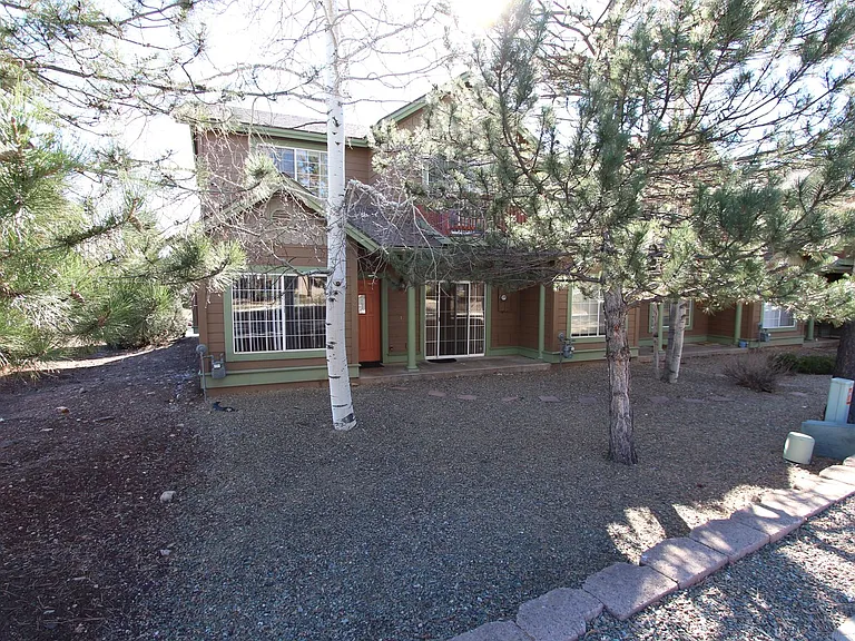 3250 S Litzler Dr — Photo 3