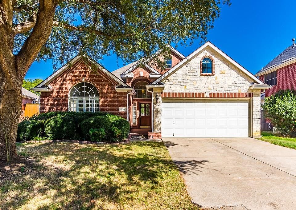 1st image of 929 Lea Meadow Dr