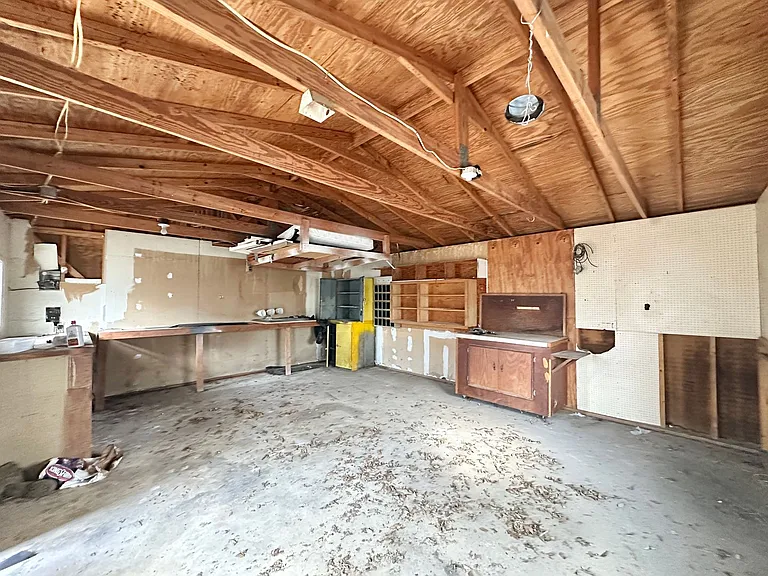 2108 Acron Dr — Photo 37